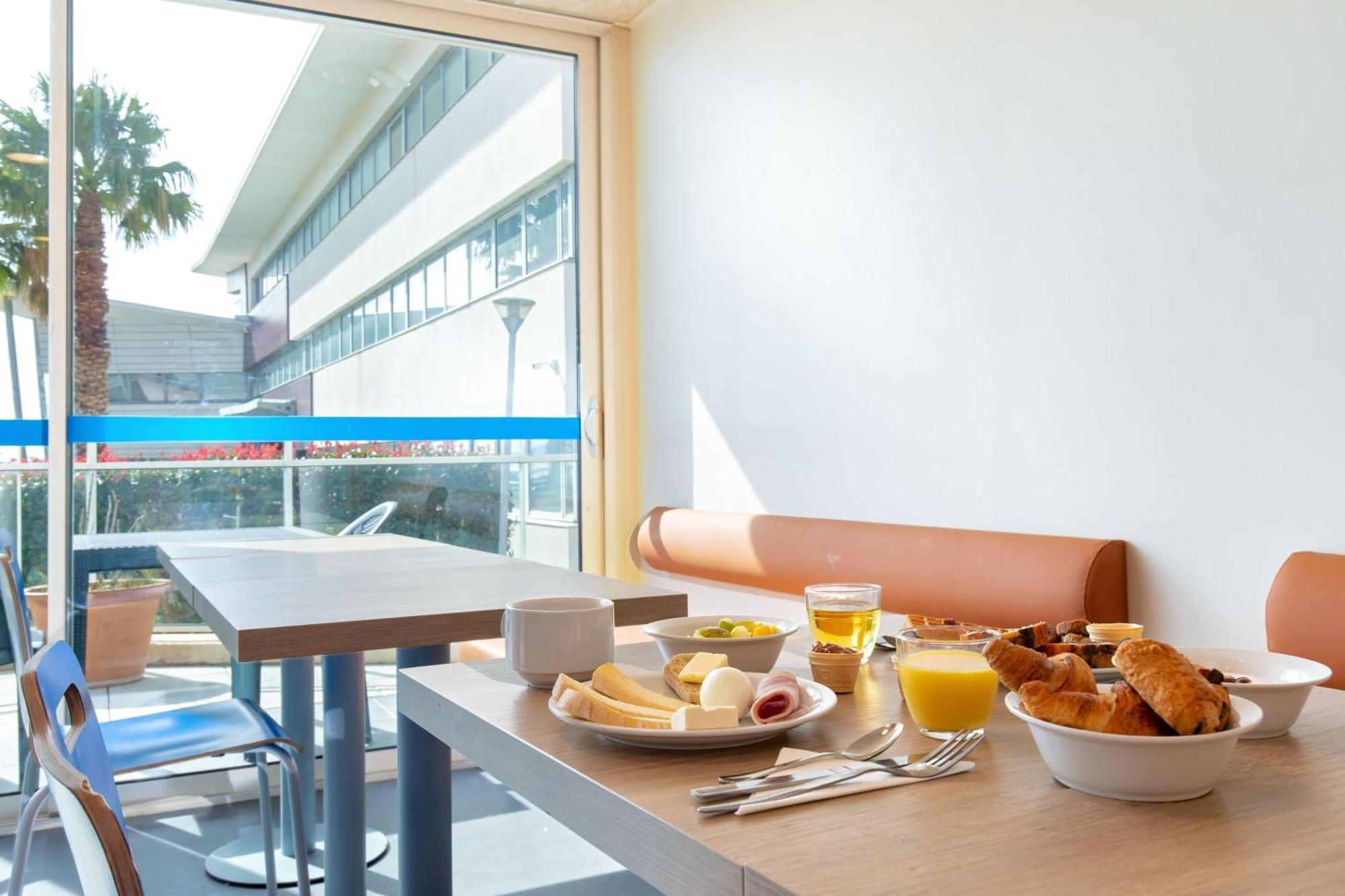Ibis Budget Marseille L'Estaque Exterior foto